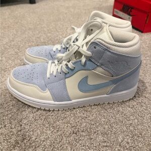 Air Jordan 1 Mid Summit White/Celestine Blue also know as mid textures blue